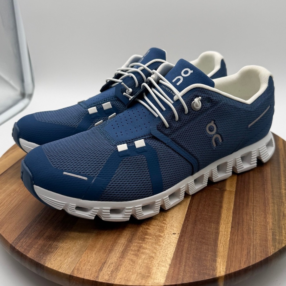 On Cloud 5 Women's US W9 UK 7 Midnight Navy White Running Shoes 59.98901